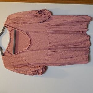 Soft flowy top size medium
